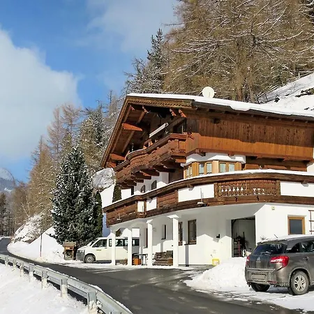 Landhaus Moosbichl 210w Апартаменты Зёльден