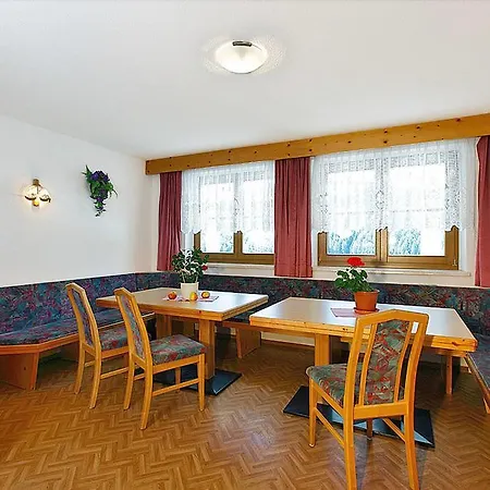 Landhaus Moosbichl 210w Апартаменты Зёльден
